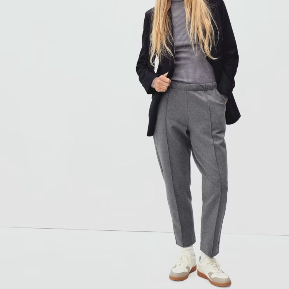 Everlane The Dream Pant size medium in color Heathered Charcoal